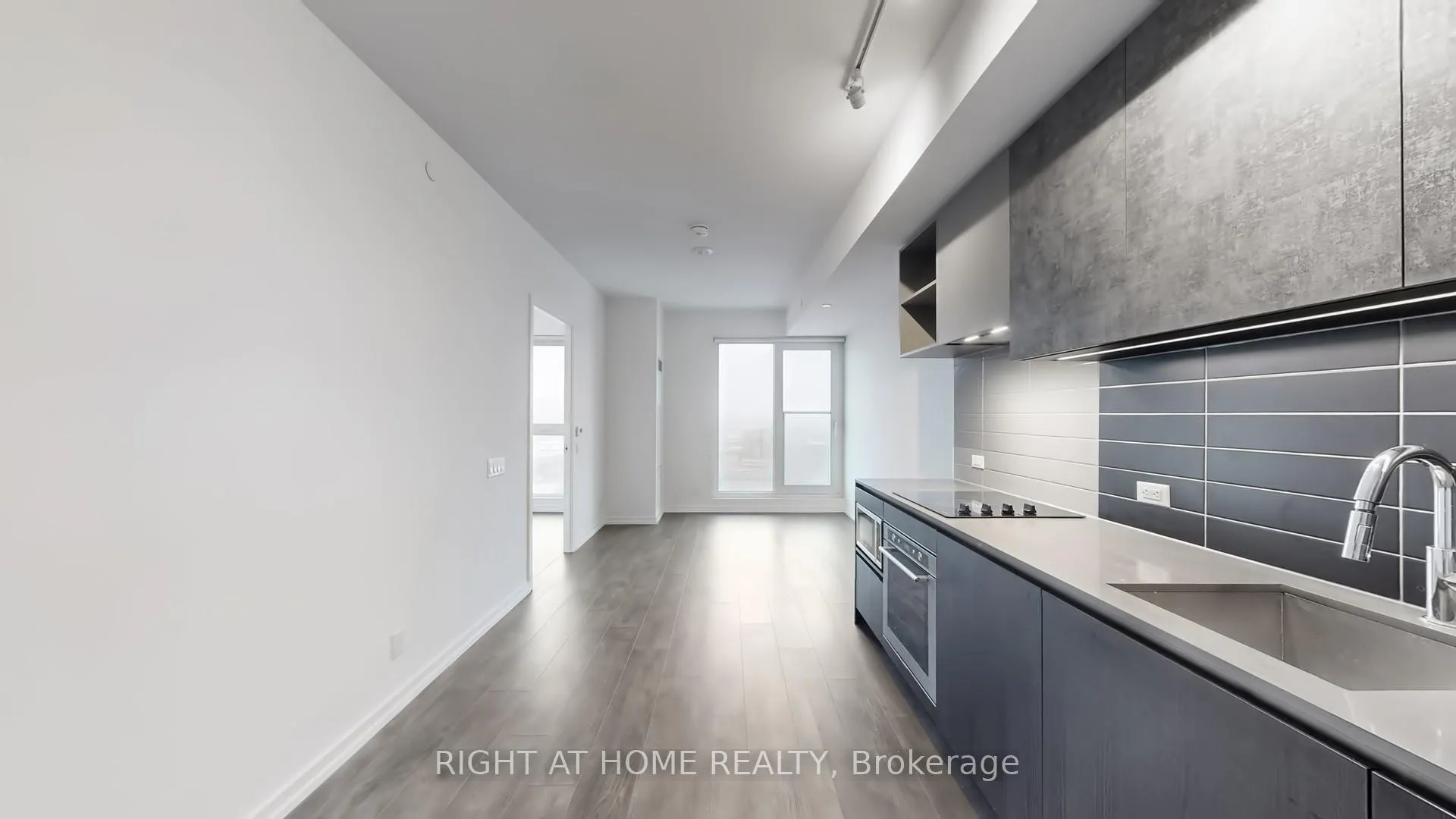 Photo 14 of Unit 902, 1000 Portage Parkway, Vaughan, Vaughan Corporate Centre — HOMEH