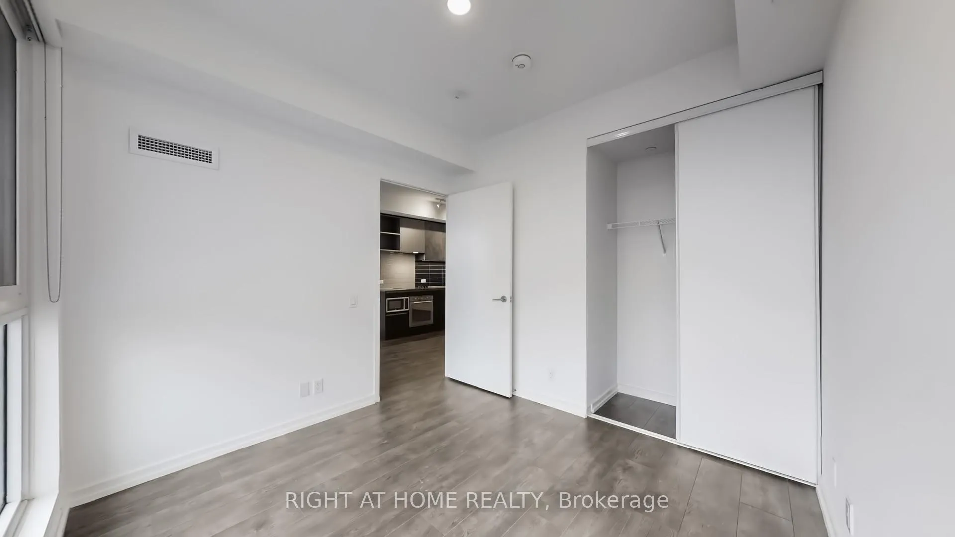 Photo 26 of Unit 902, 1000 Portage Parkway, Vaughan, Vaughan Corporate Centre — HOMEH
