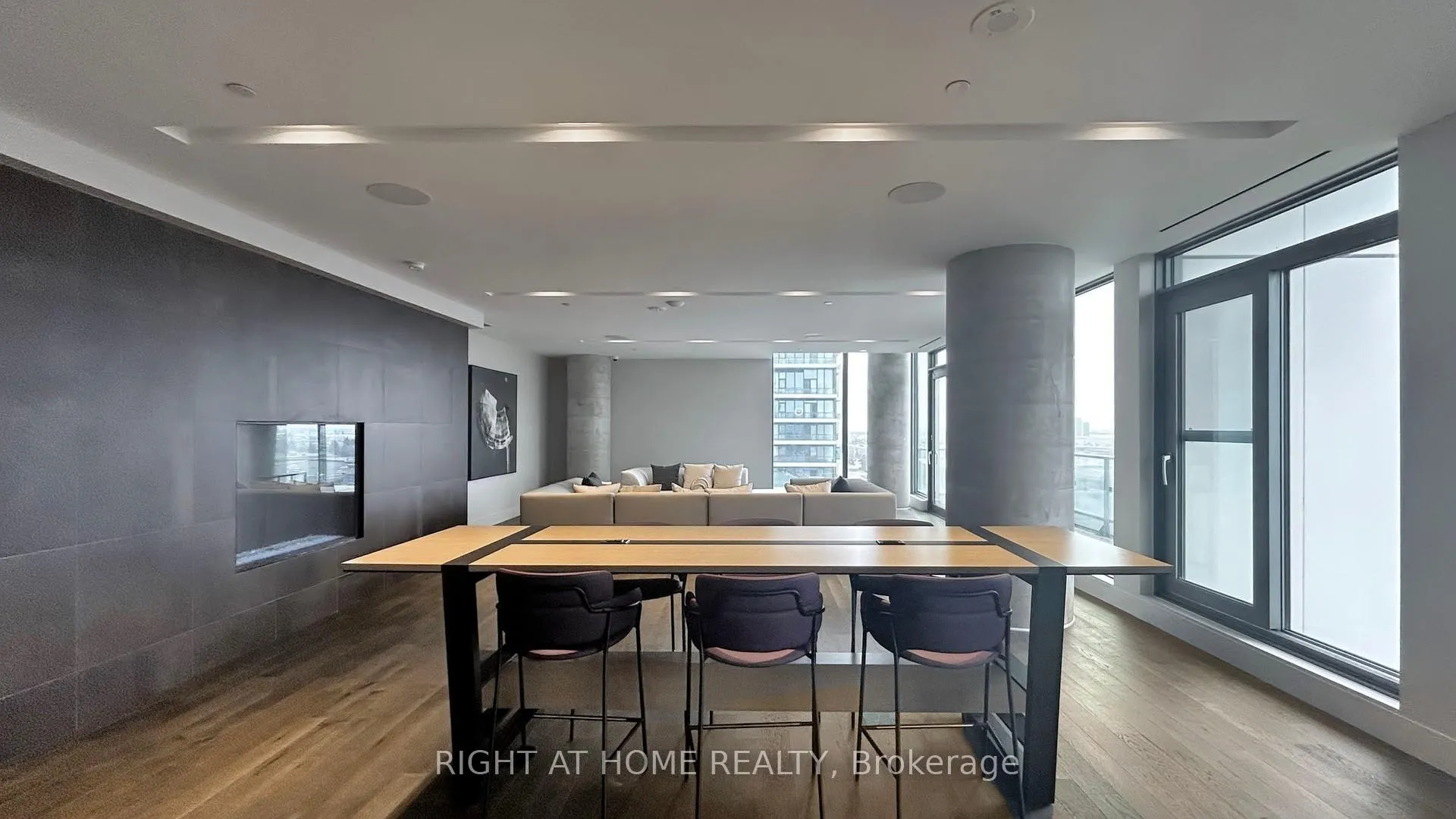 Photo 39 of Unit 902, 1000 Portage Parkway, Vaughan, Vaughan Corporate Centre — HOMEH