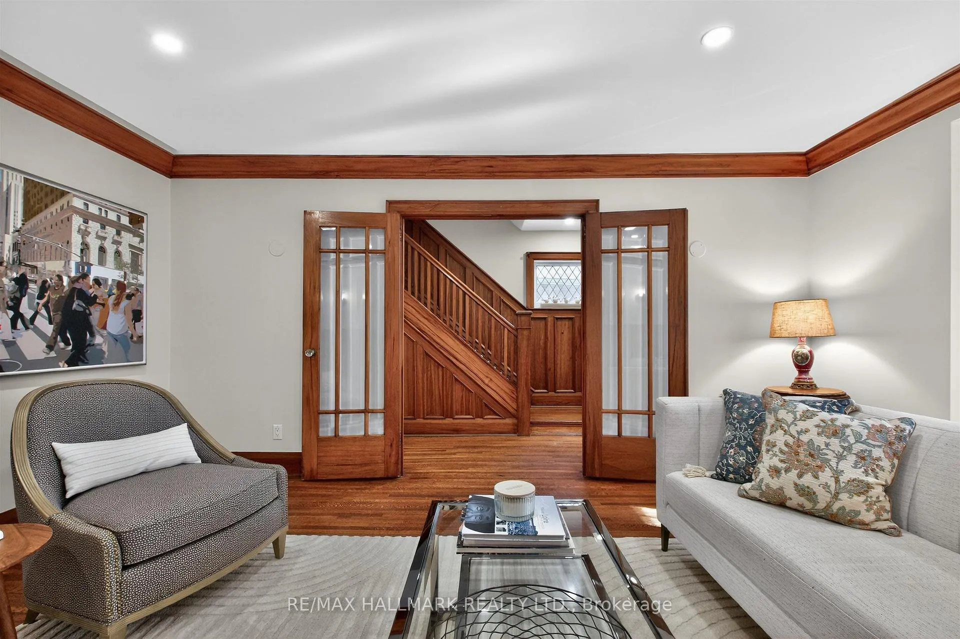 Photo 10 of 336 Glen Manor Drive, Toronto, The Beaches — HOMEH