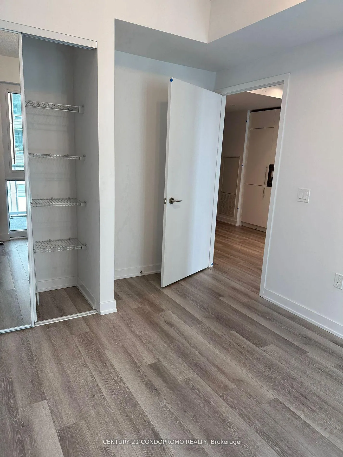 Photo 8 of Unit 2921, 230 Simcoe Street, Toronto, Kensington-Chinatown — HOMEH
