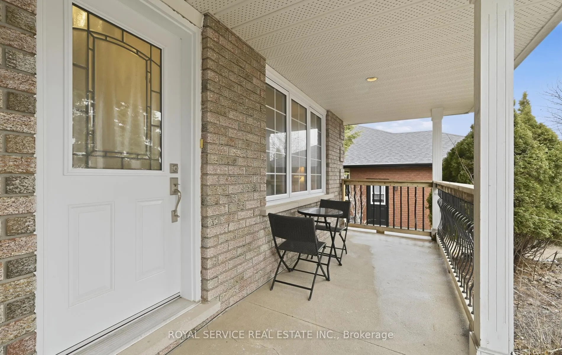 Photo 3 of 604 Fortye Drive, Peterborough, Otonabee Ward 1 — HOMEH