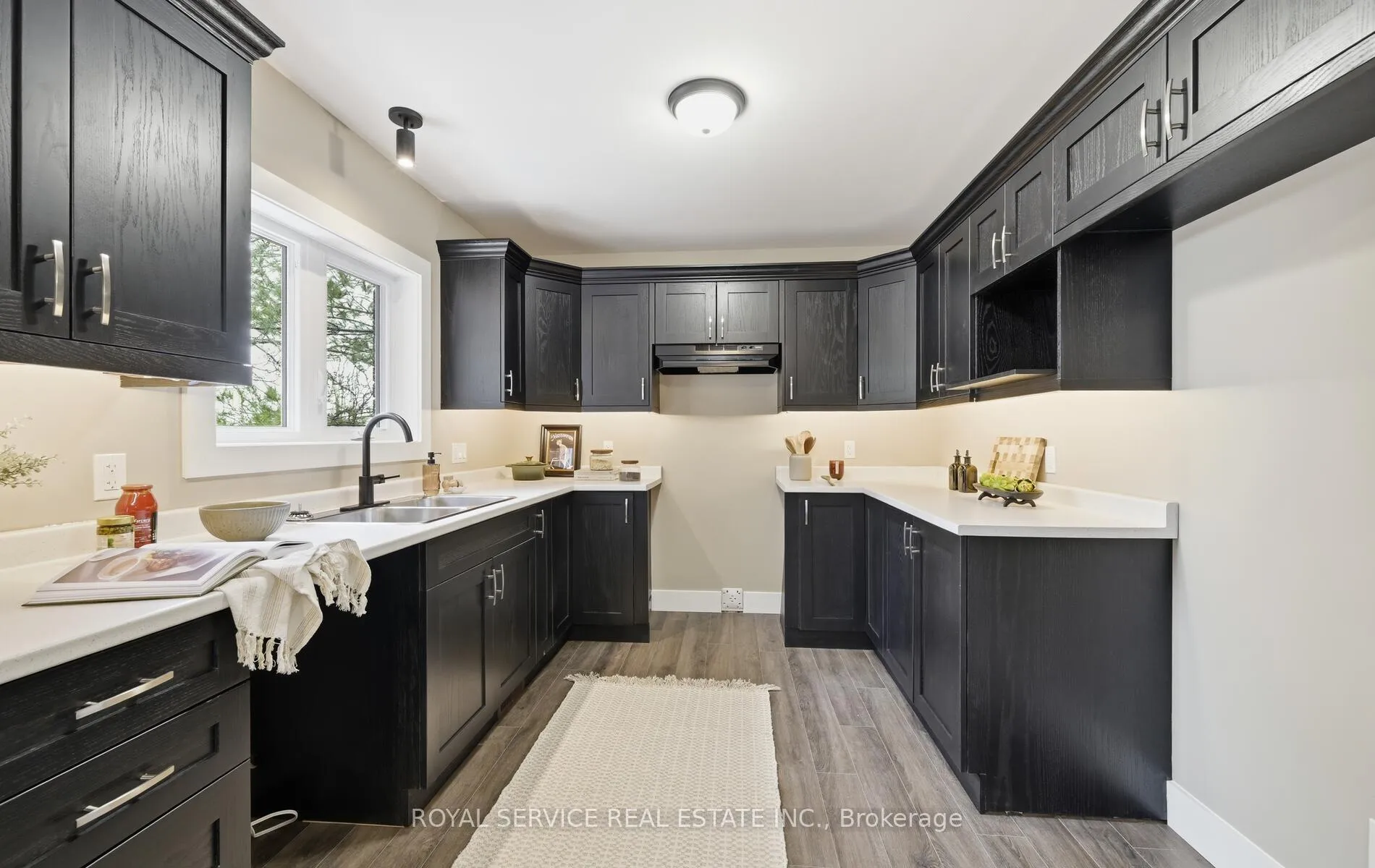 Photo 13 of 604 Fortye Drive, Peterborough, Otonabee Ward 1 — HOMEH