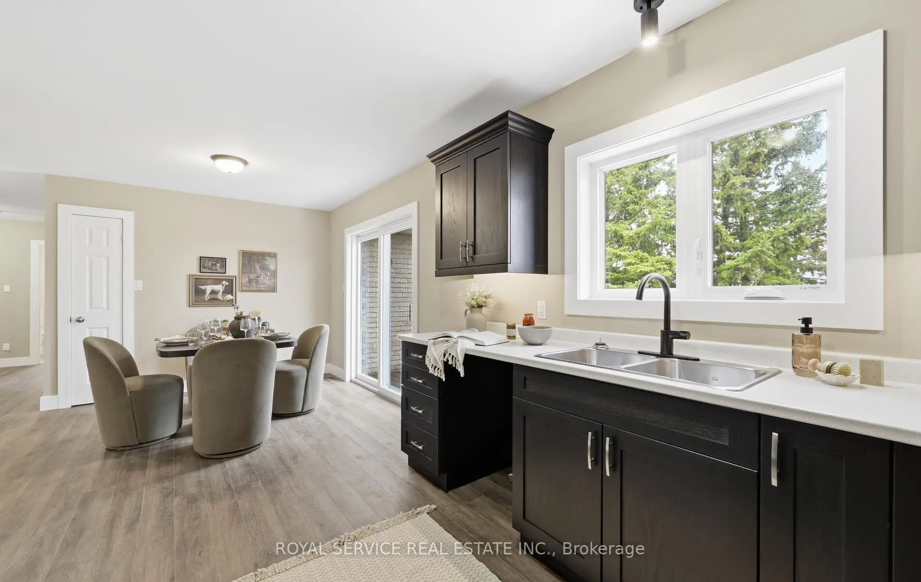 Photo 14 of 604 Fortye Drive, Peterborough, Otonabee Ward 1 — HOMEH