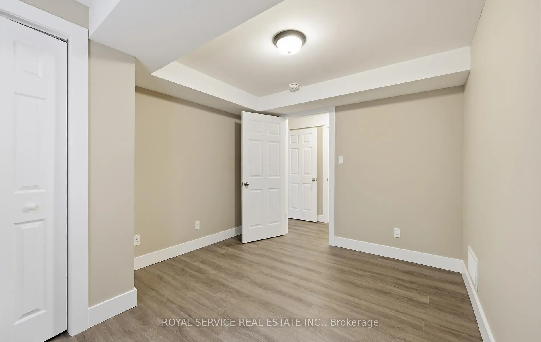 Photo 34 of 604 Fortye Drive, Peterborough, Otonabee Ward 1 — HOMEH