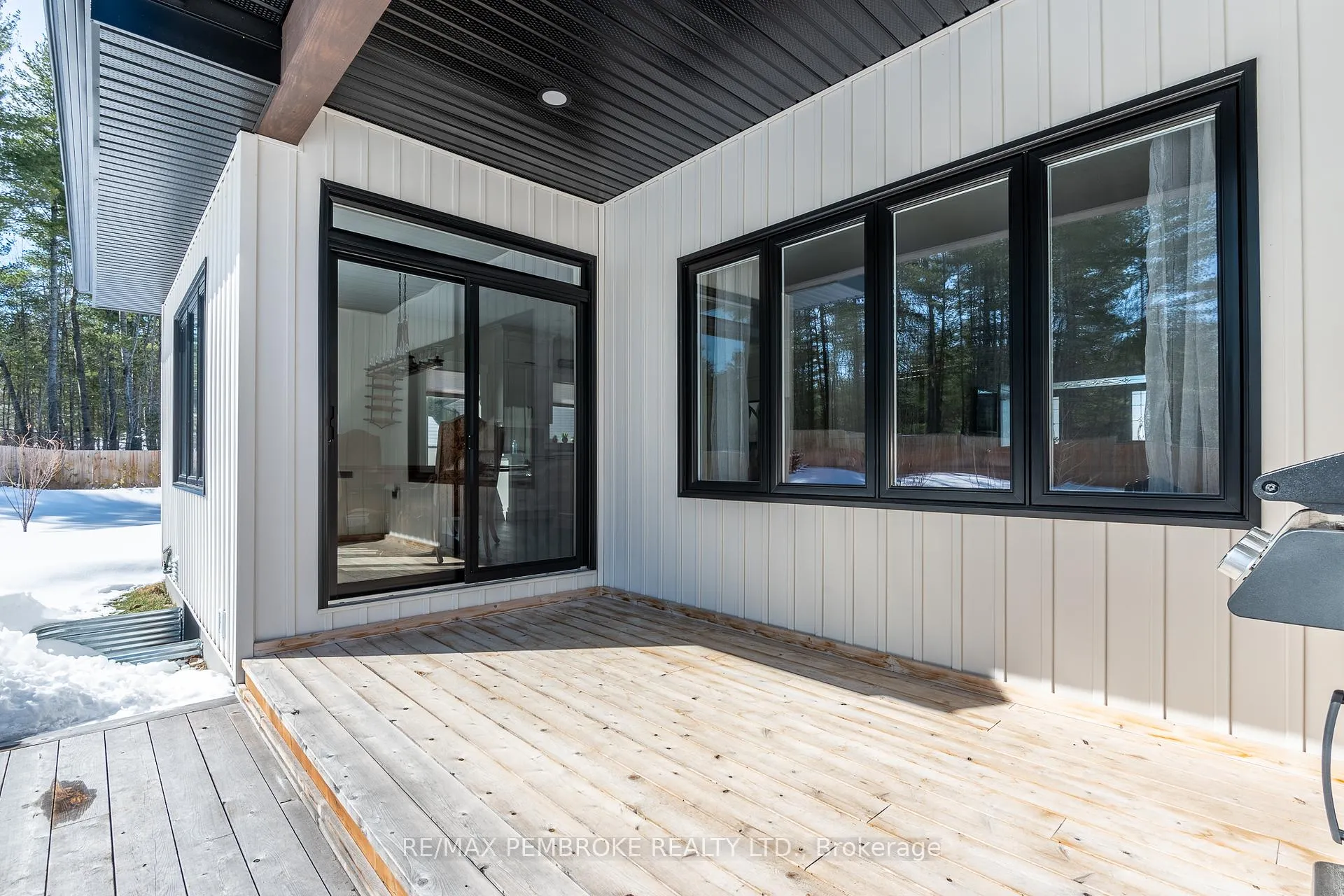 Photo 5 of 131 Chad Street, Petawawa — HOMEH
