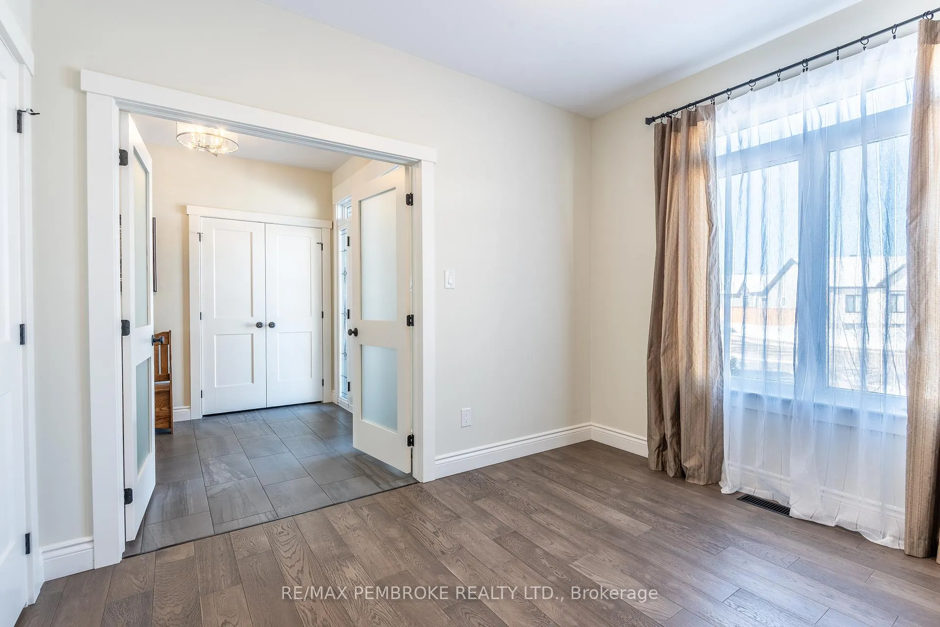 Photo 13 of 131 Chad Street, Petawawa — HOMEH