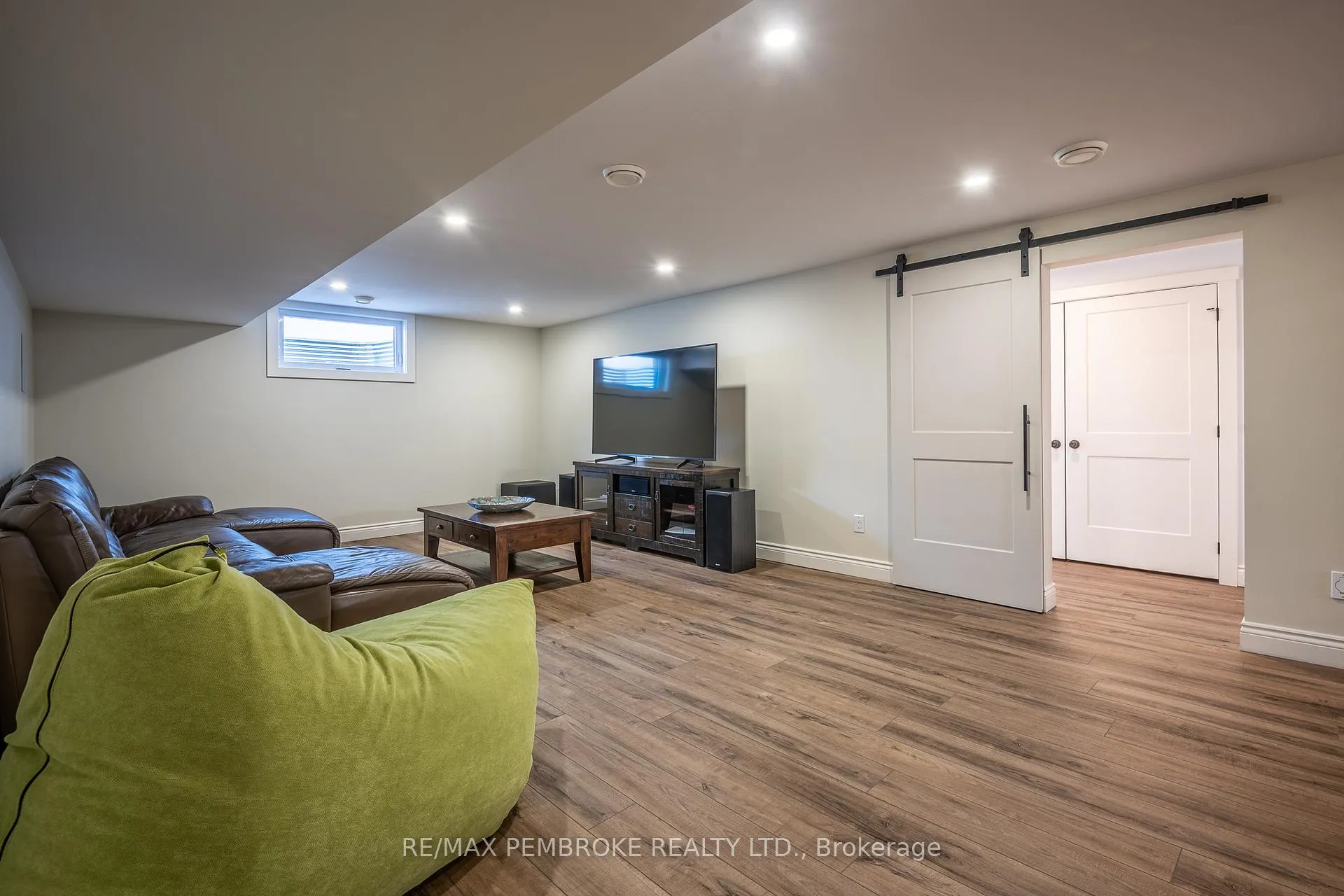Photo 45 of 131 Chad Street, Petawawa — HOMEH
