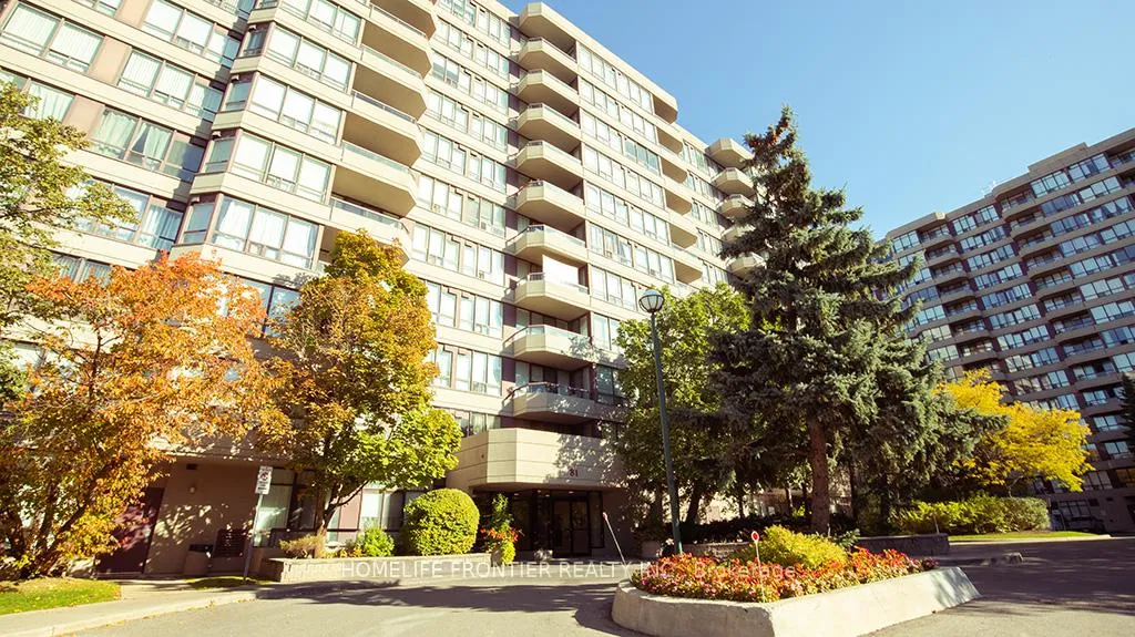 Photo 2 of Unit 210, 81 Townsgate Drive E, Vaughan, Crestwood-Springfarm-Yorkhill — HOMEH