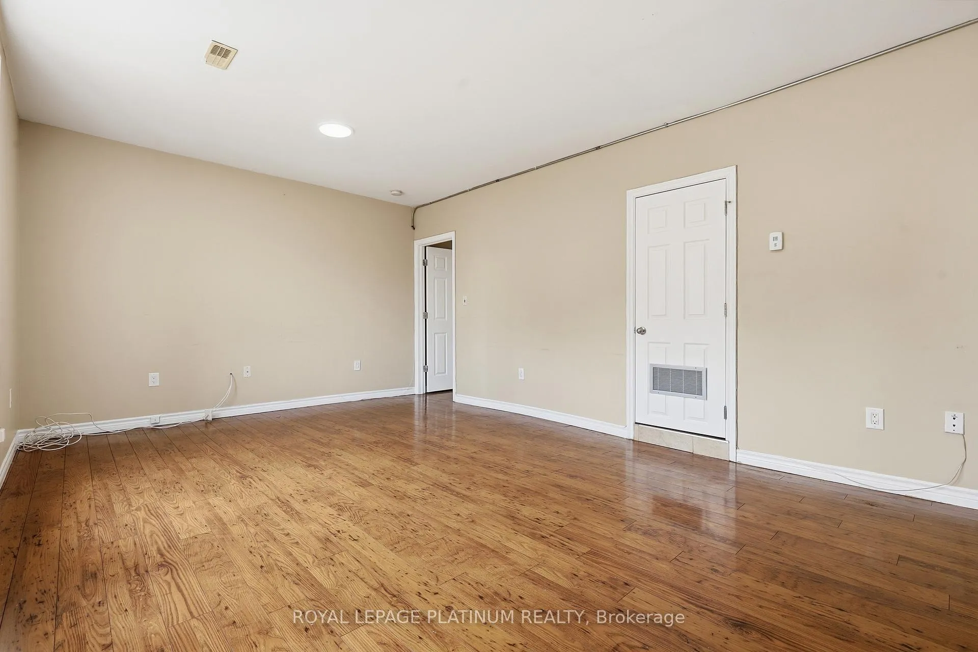 Photo 9 of Unit 4, 120 Sherman Avenue S, Hamilton, St. Clair — HOMEH