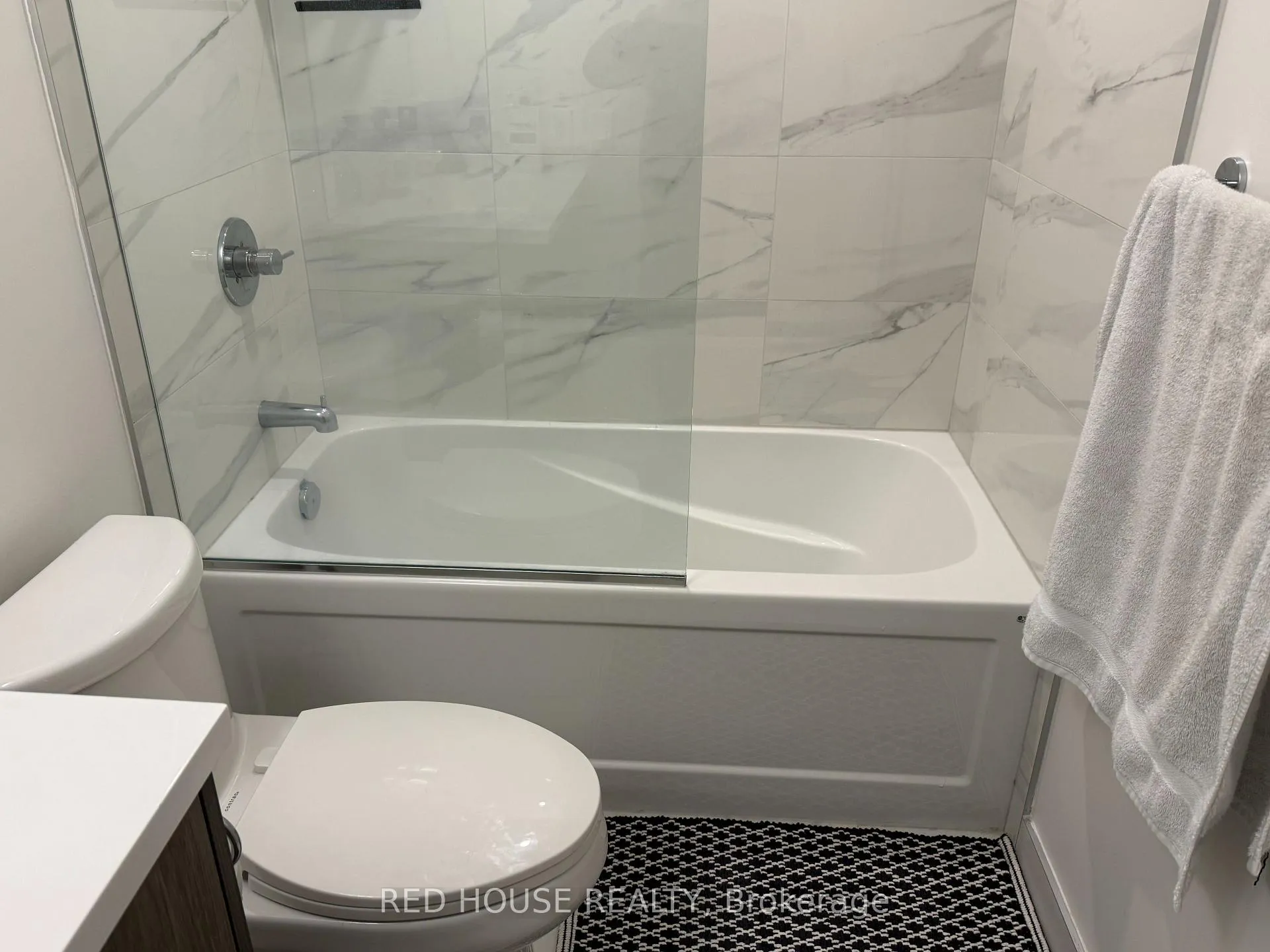 Photo 10 of Unit 4503, 28 Interchange Way, Vaughan, Vaughan Corporate Centre — HOMEH