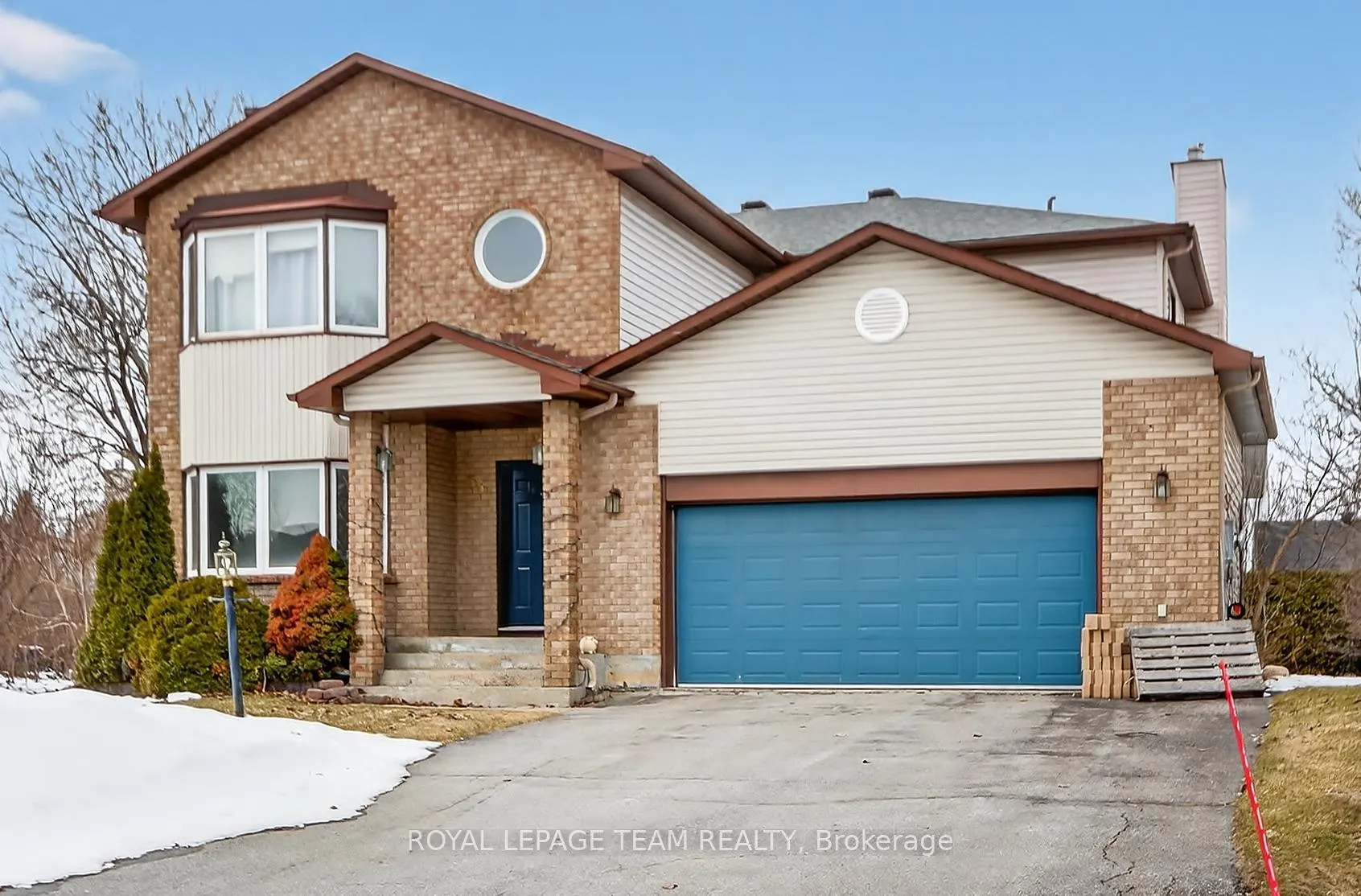 Photo 3 of 35 Hartin Street, Ottawa, Stittsville (Central) — HOMEH