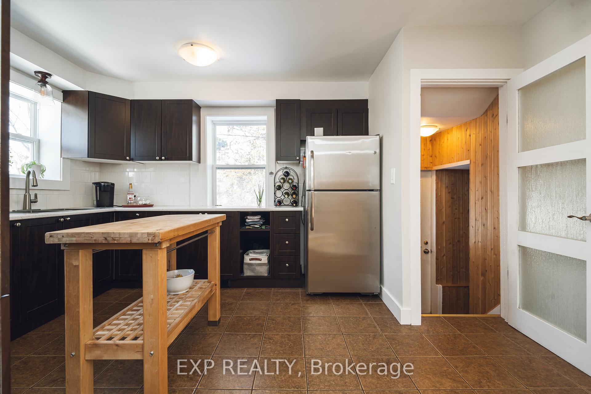 Photo 7 of 1245 Collins Avenue, Ottawa, Ridgemont — HOMEH