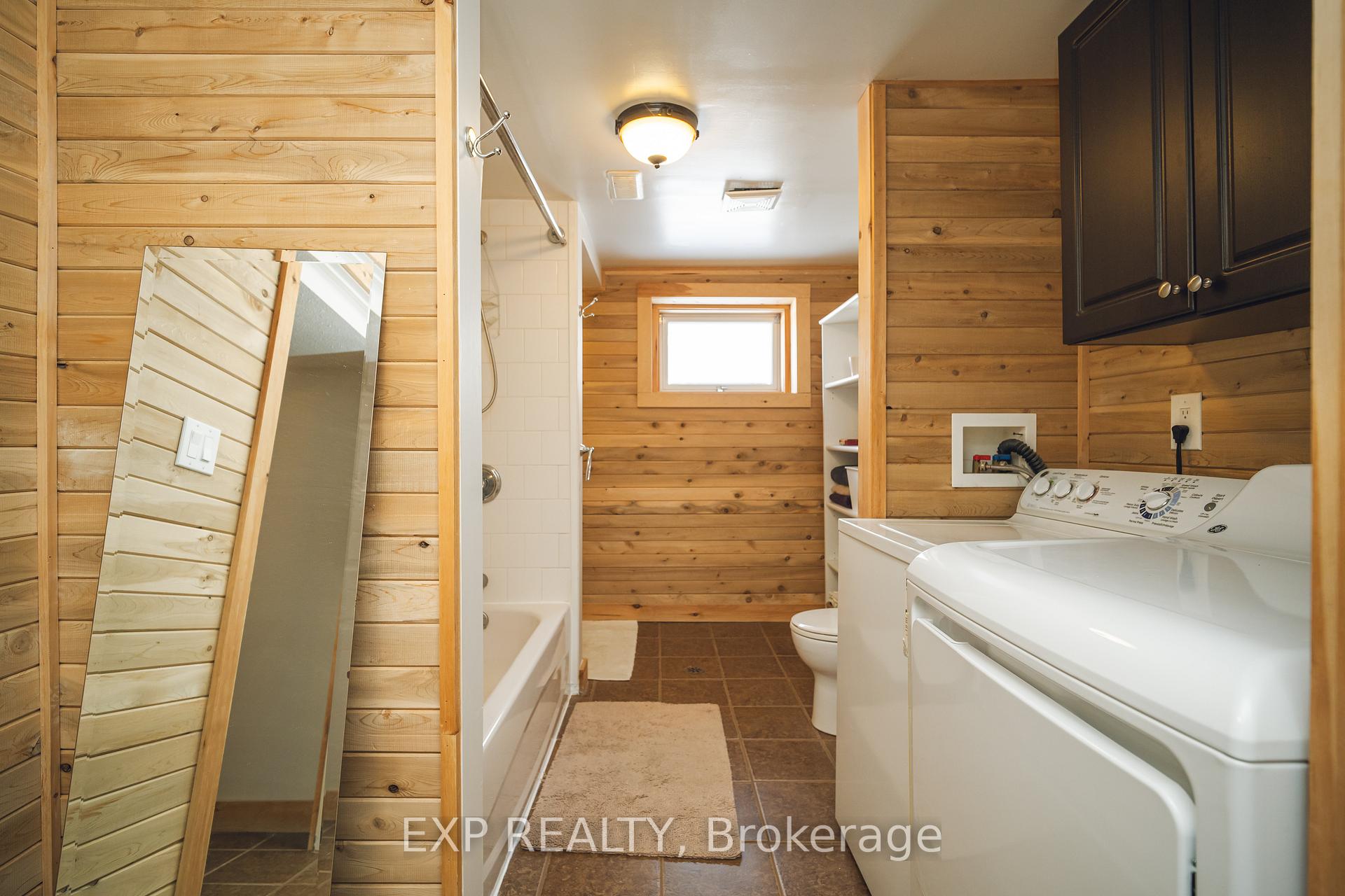Photo 24 of 1245 Collins Avenue, Ottawa, Ridgemont — HOMEH