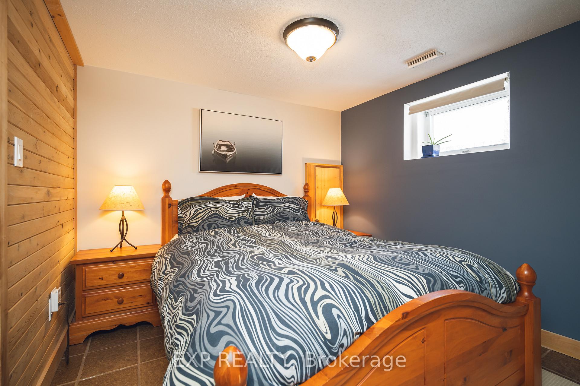 Photo 26 of 1245 Collins Avenue, Ottawa, Ridgemont — HOMEH