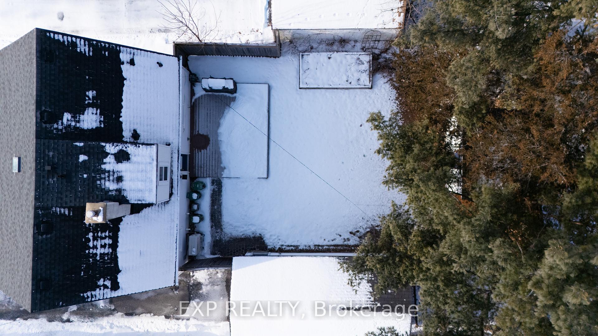 Photo 31 of 1245 Collins Avenue, Ottawa, Ridgemont — HOMEH