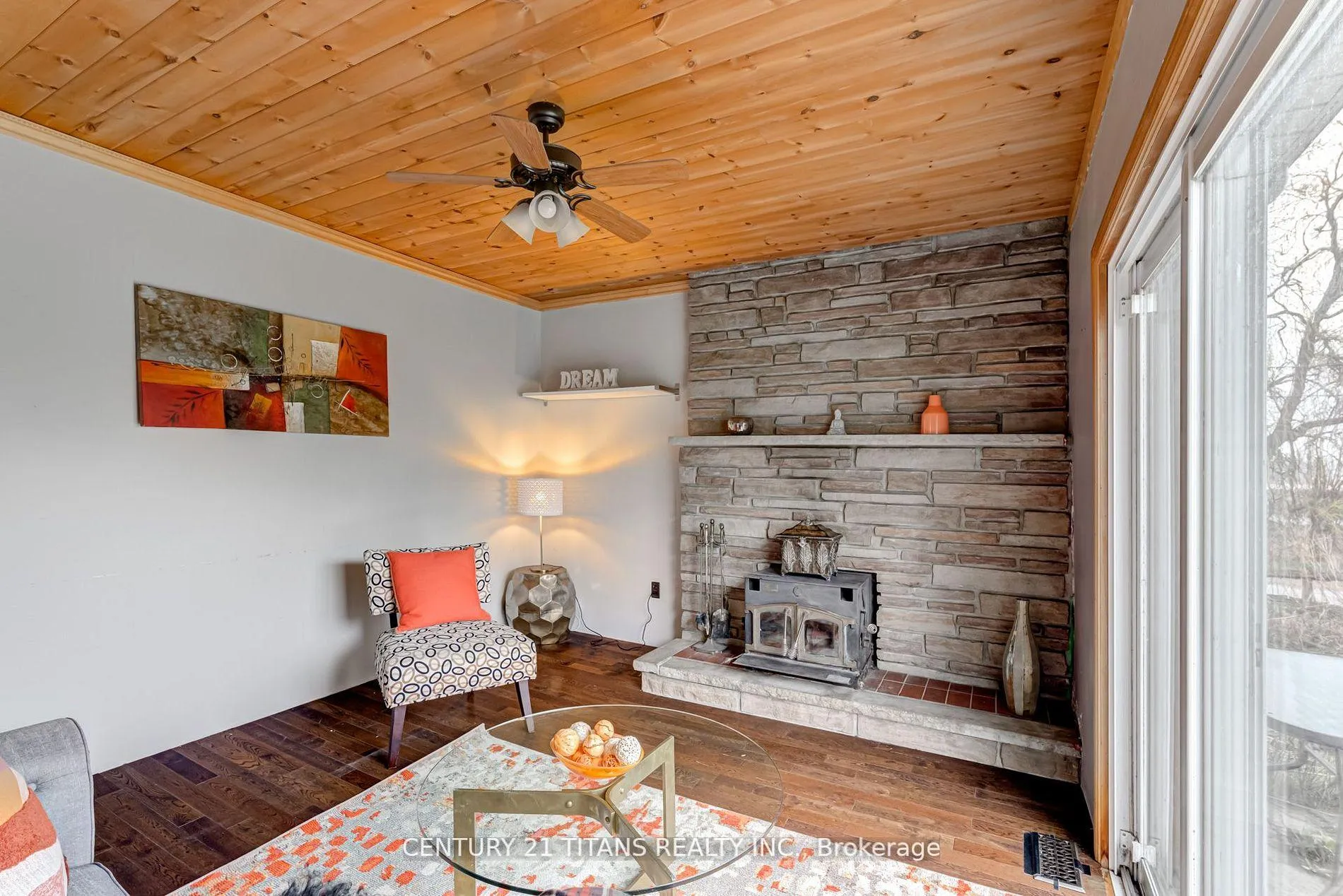 Photo 13 of 130 West Beach Road, Clarington, Bowmanville — HOMEH