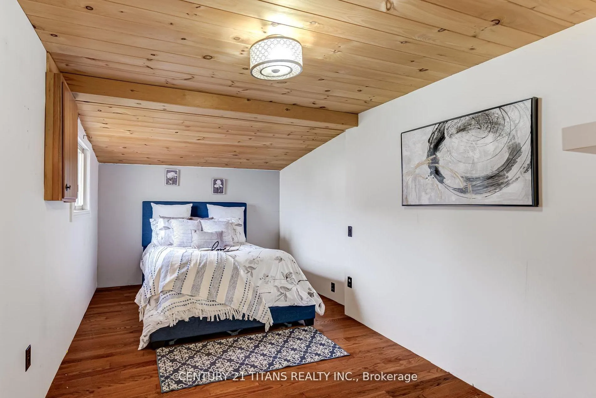 Photo 18 of 130 West Beach Road, Clarington, Bowmanville — HOMEH