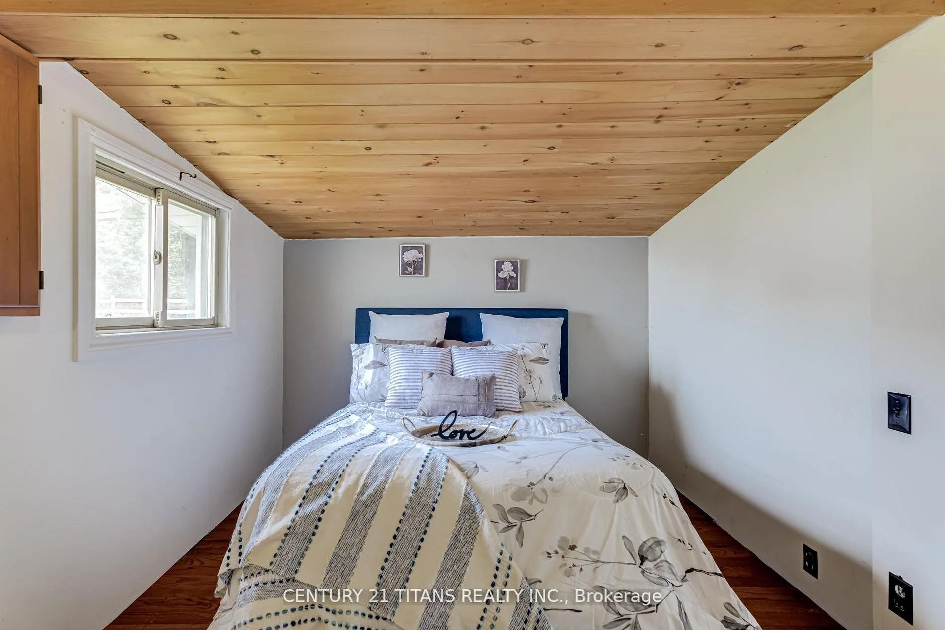 Photo 19 of 130 West Beach Road, Clarington, Bowmanville — HOMEH
