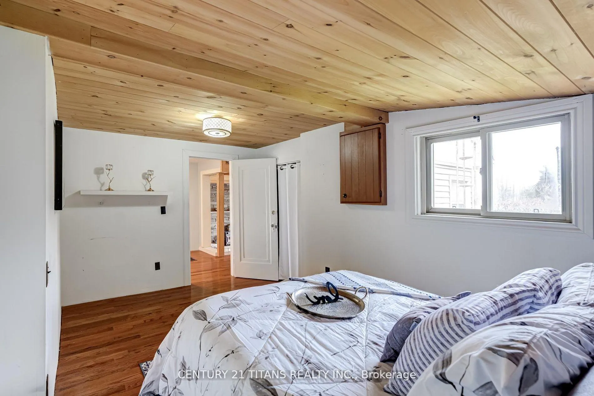 Photo 20 of 130 West Beach Road, Clarington, Bowmanville — HOMEH
