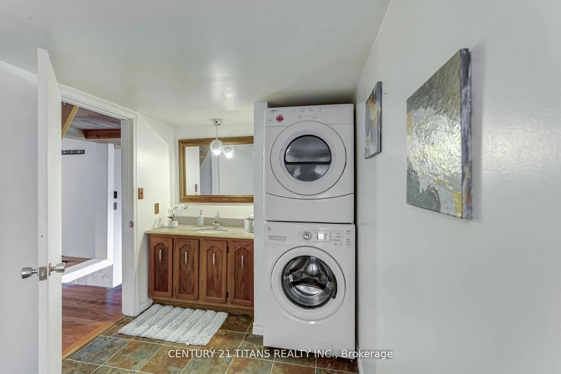 Photo 23 of 130 West Beach Road, Clarington, Bowmanville — HOMEH