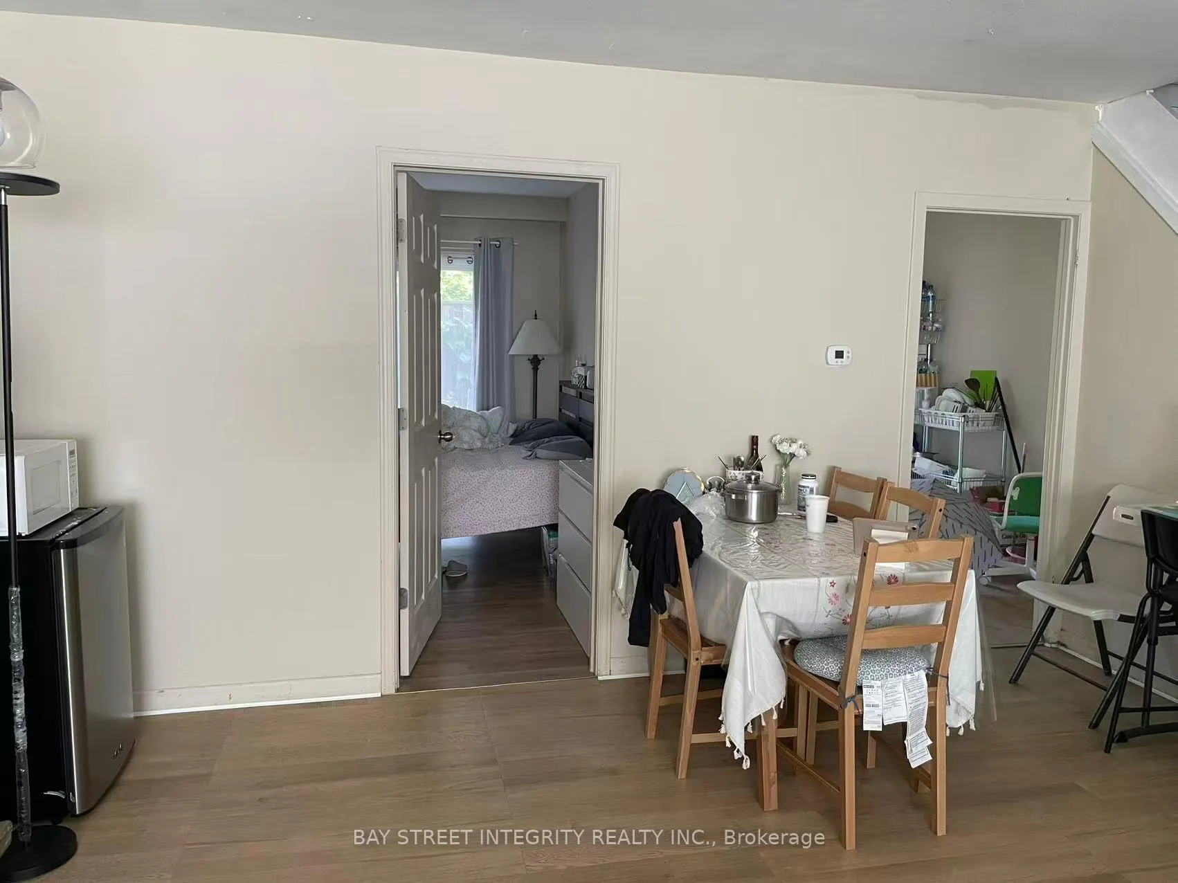 Photo 9 of 248 Westcourt Place, Waterloo, Beechwood — HOMEH