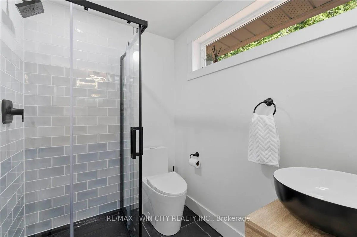 Photo 18 of 1344 West River Road, North Dumfries — HOMEH