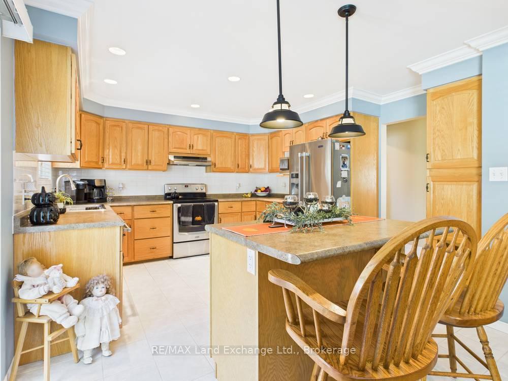Photo 6 of 415 Macdougall Drive, Kincardine — HOMEH