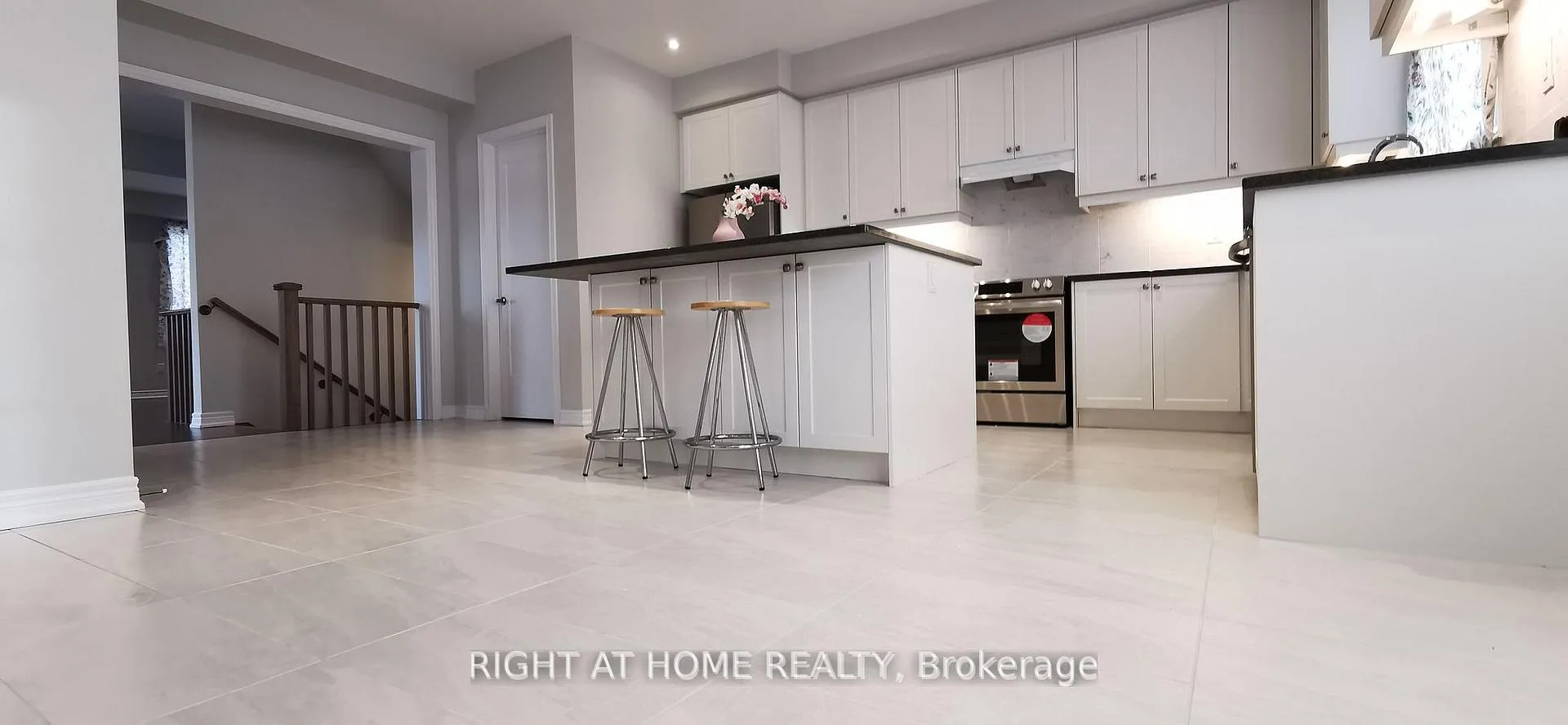 Photo 12 of 1 Bruce Boyd Drive, Markham, Cornell — HOMEH