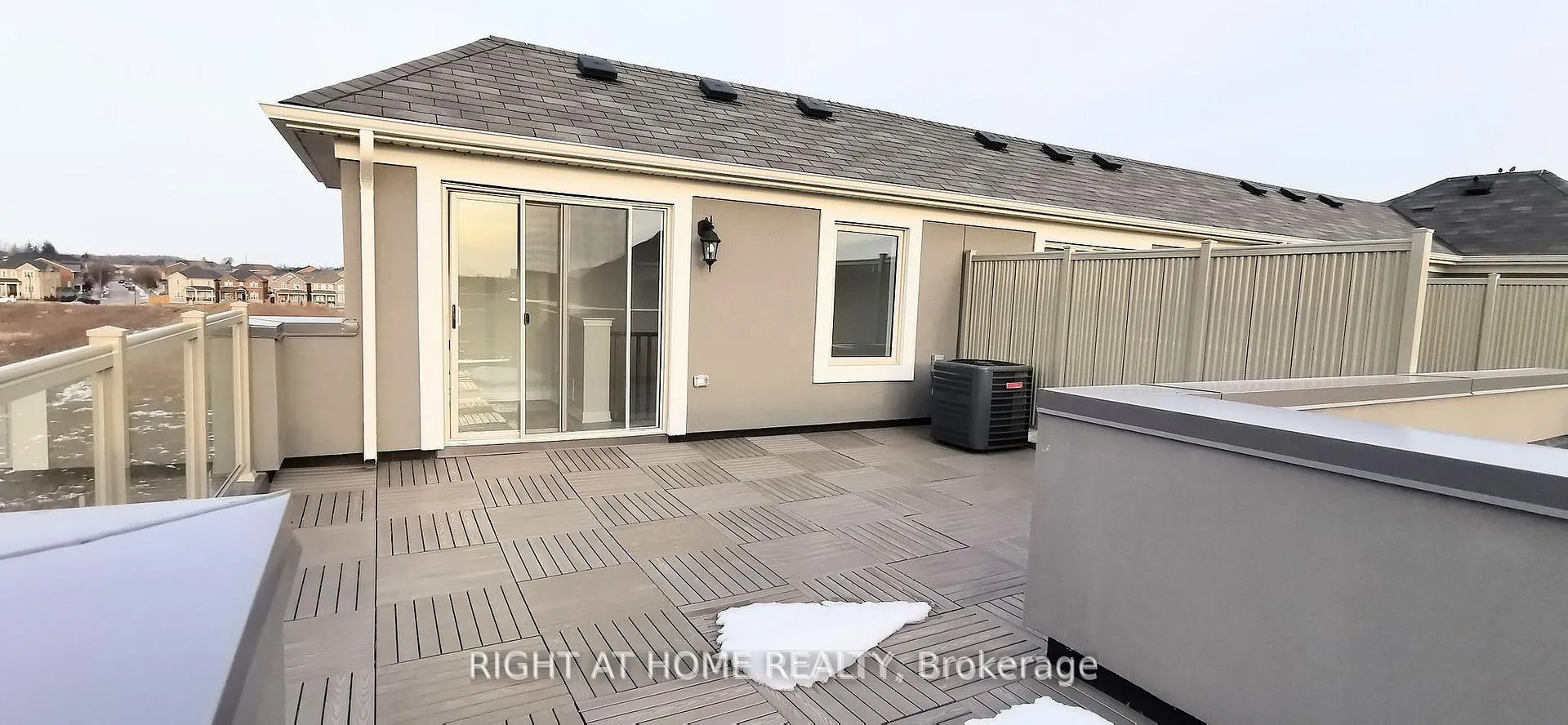 Photo 16 of 1 Bruce Boyd Drive, Markham, Cornell — HOMEH