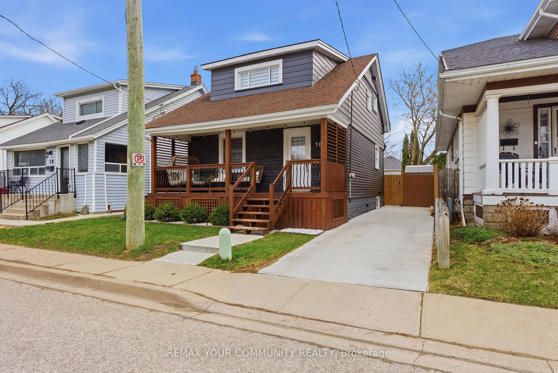 Photo 3 of 16 Marquis Street, St. Catharines, Downtown — HOMEH