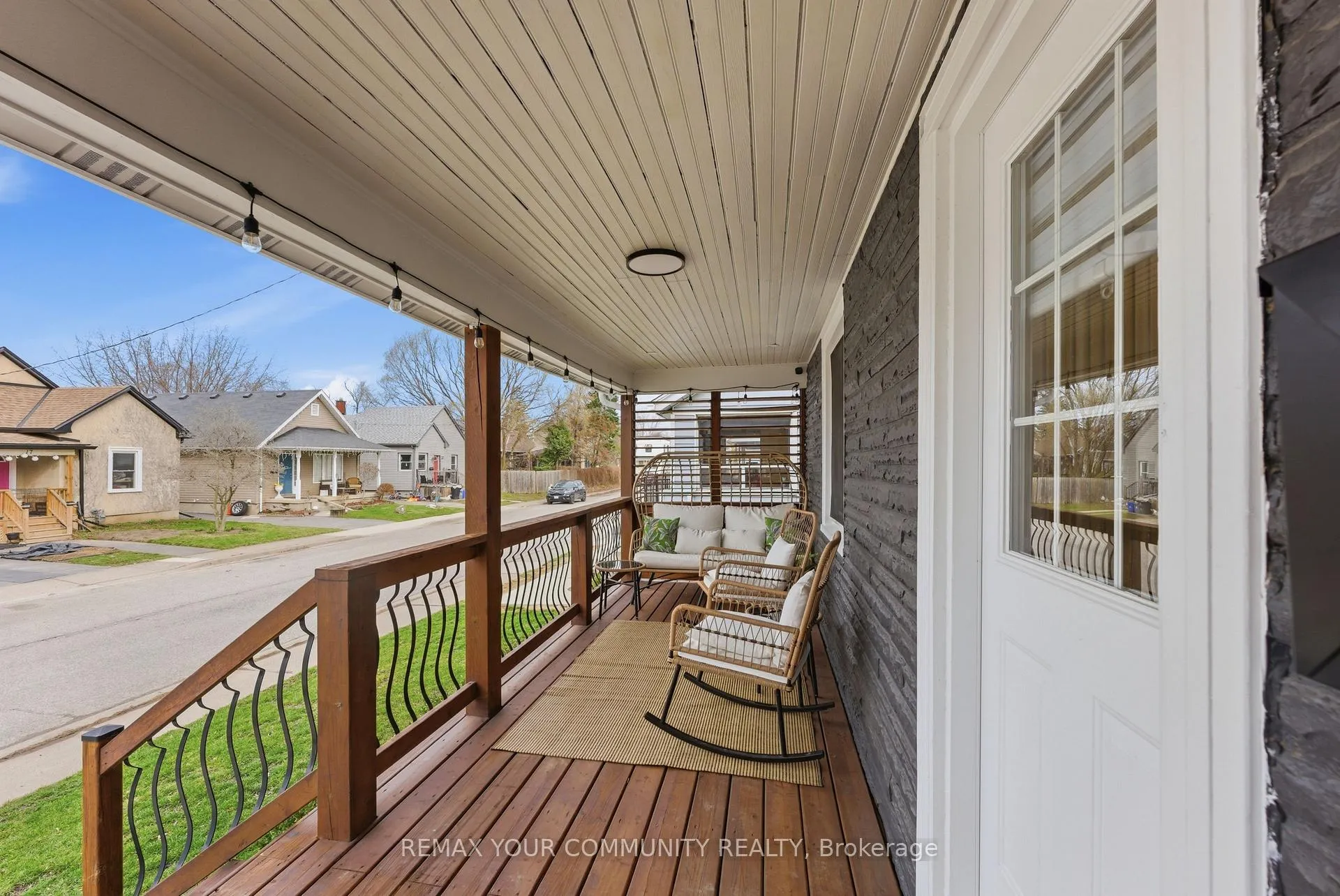 Photo 4 of 16 Marquis Street, St. Catharines, Downtown — HOMEH