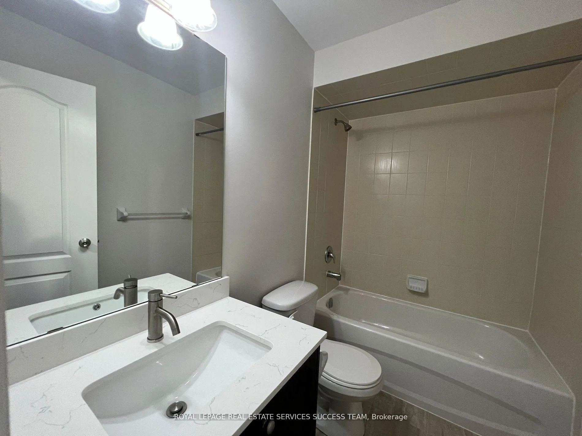 Photo 5 of 30 Orca Drive, Markham, Wismer — HOMEH