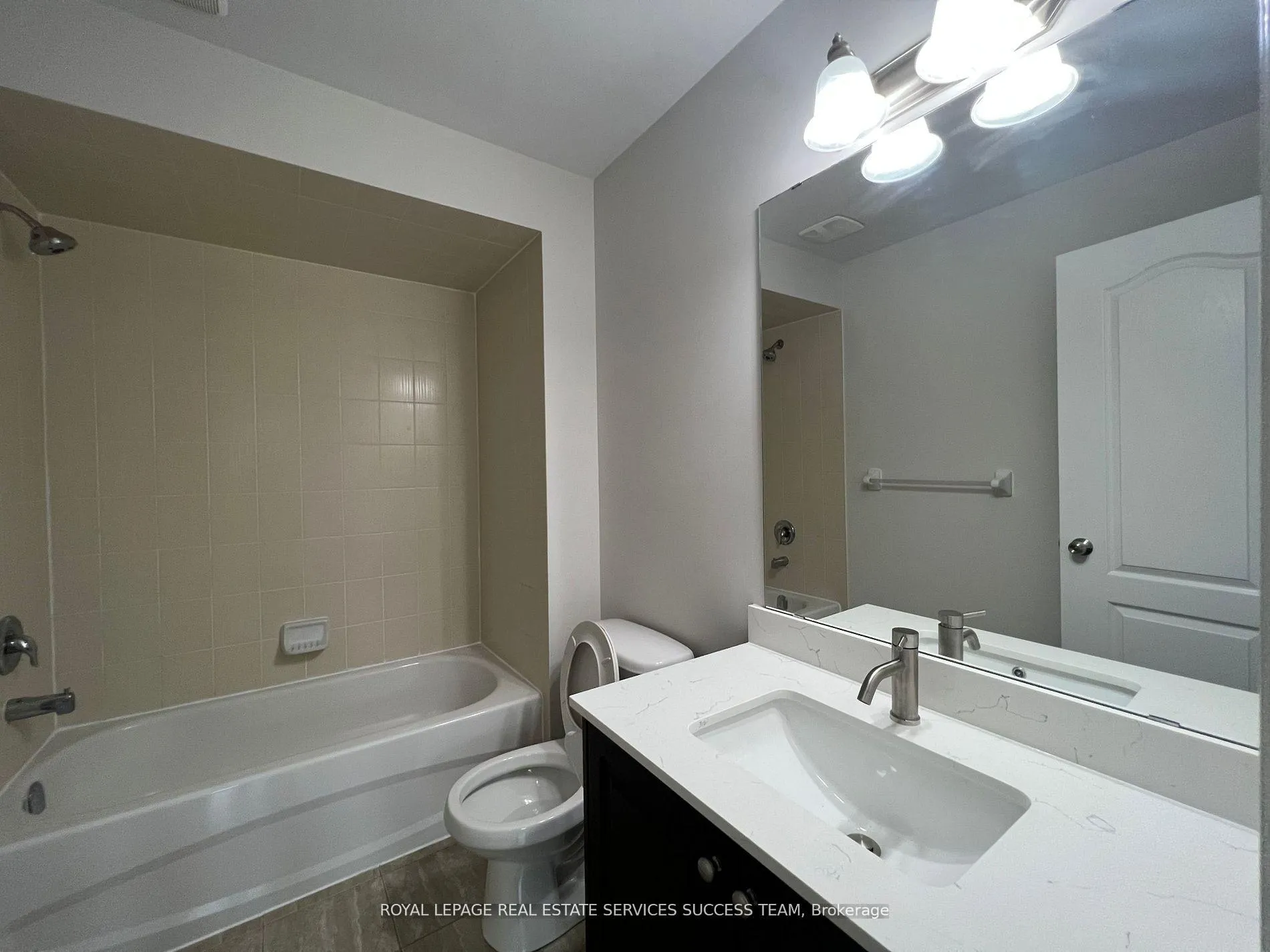 Photo 8 of 30 Orca Drive, Markham, Wismer — HOMEH