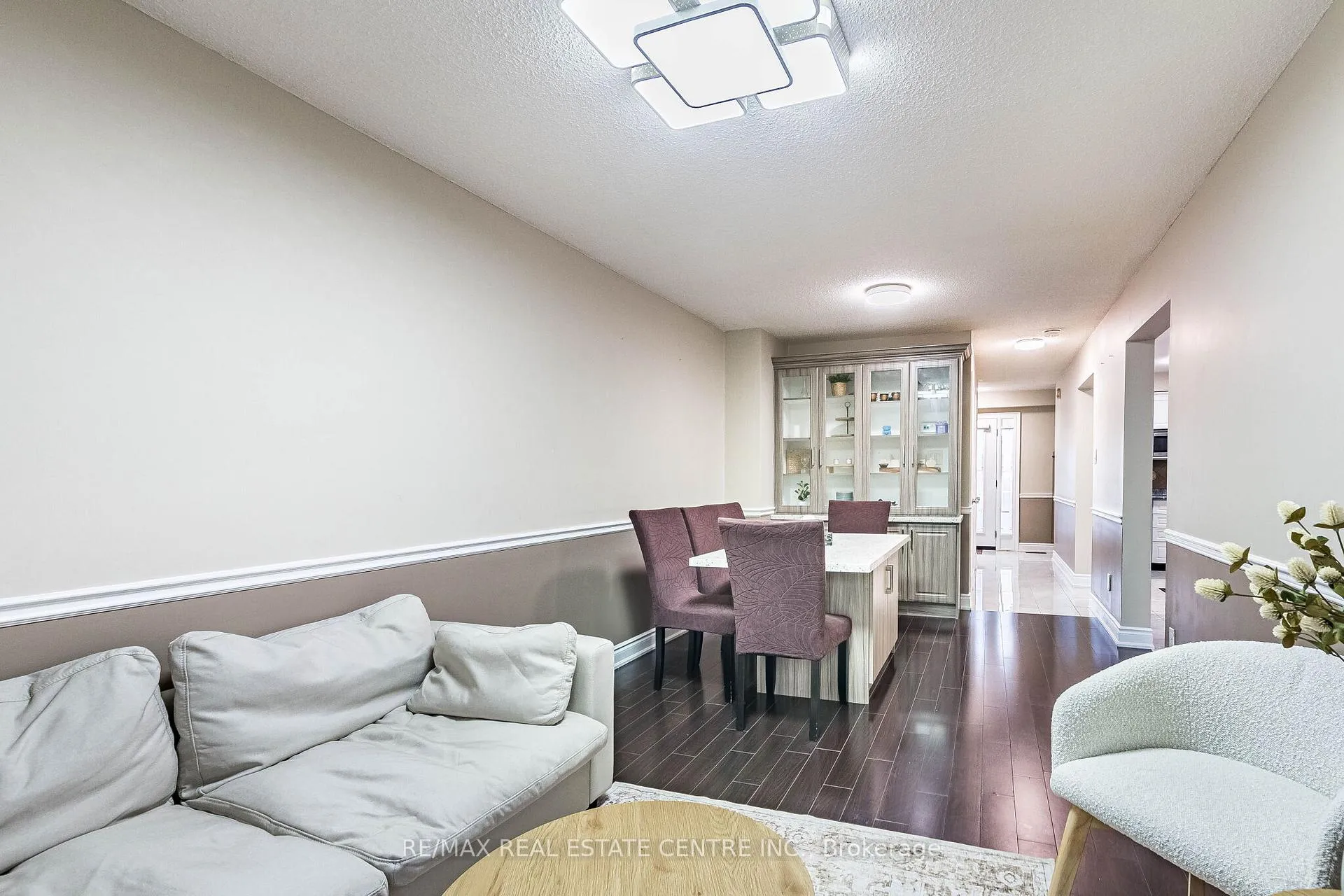 Photo 12 of 102 Timberlane Drive, Brampton, Fletcher's Creek South — HOMEH