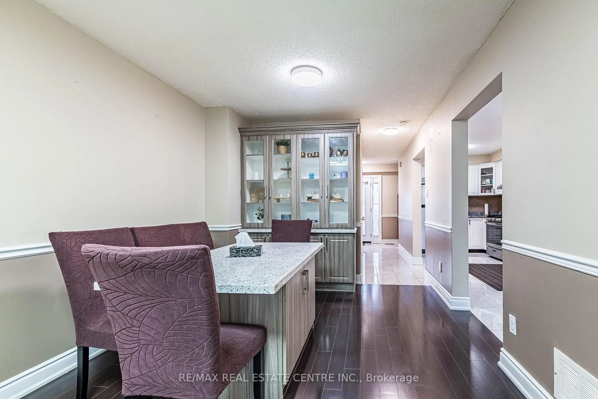 Photo 13 of 102 Timberlane Drive, Brampton, Fletcher's Creek South — HOMEH