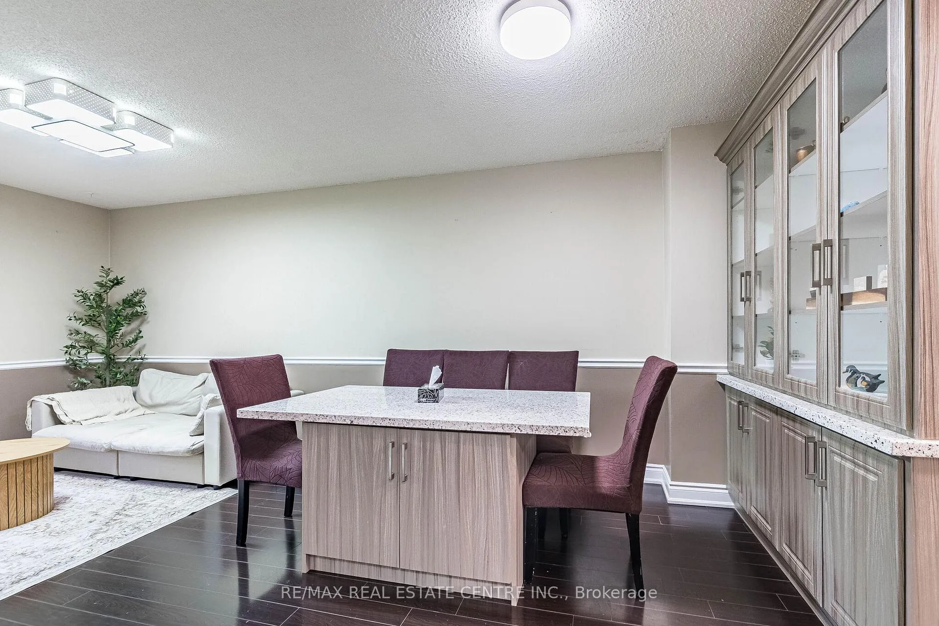 Photo 14 of 102 Timberlane Drive, Brampton, Fletcher's Creek South — HOMEH