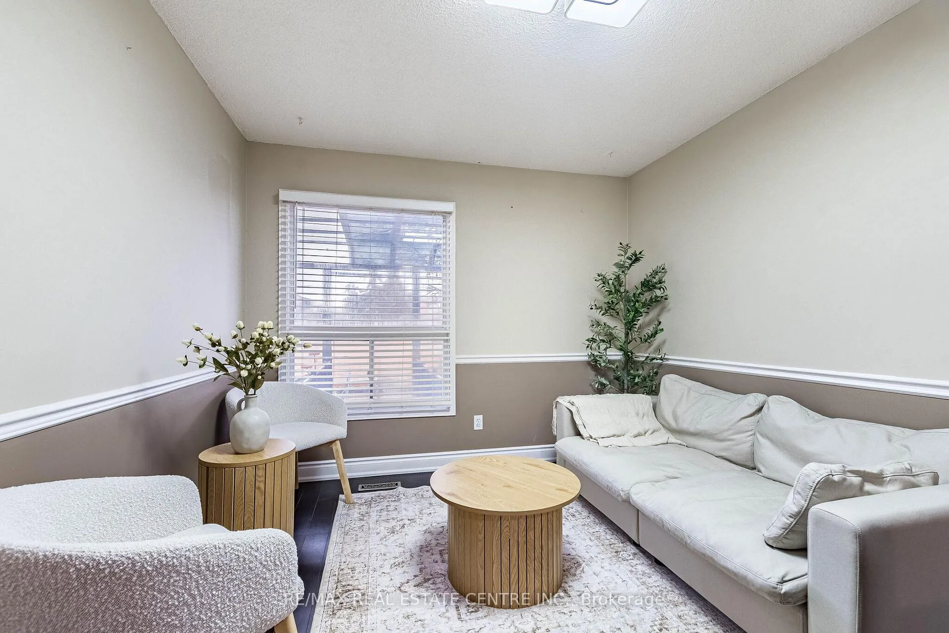 Photo 15 of 102 Timberlane Drive, Brampton, Fletcher's Creek South — HOMEH