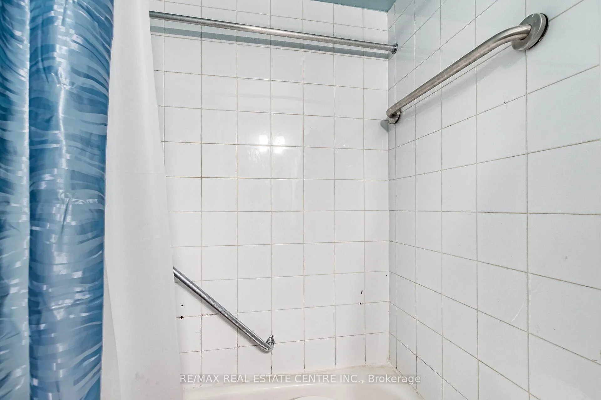 Photo 28 of 102 Timberlane Drive, Brampton, Fletcher's Creek South — HOMEH