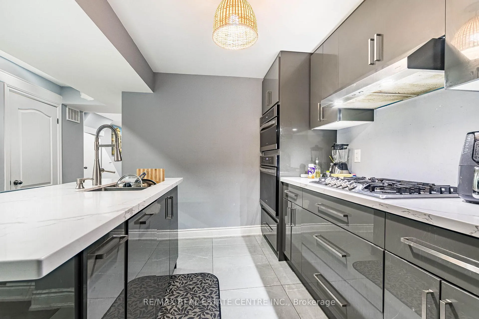 Photo 37 of 102 Timberlane Drive, Brampton, Fletcher's Creek South — HOMEH