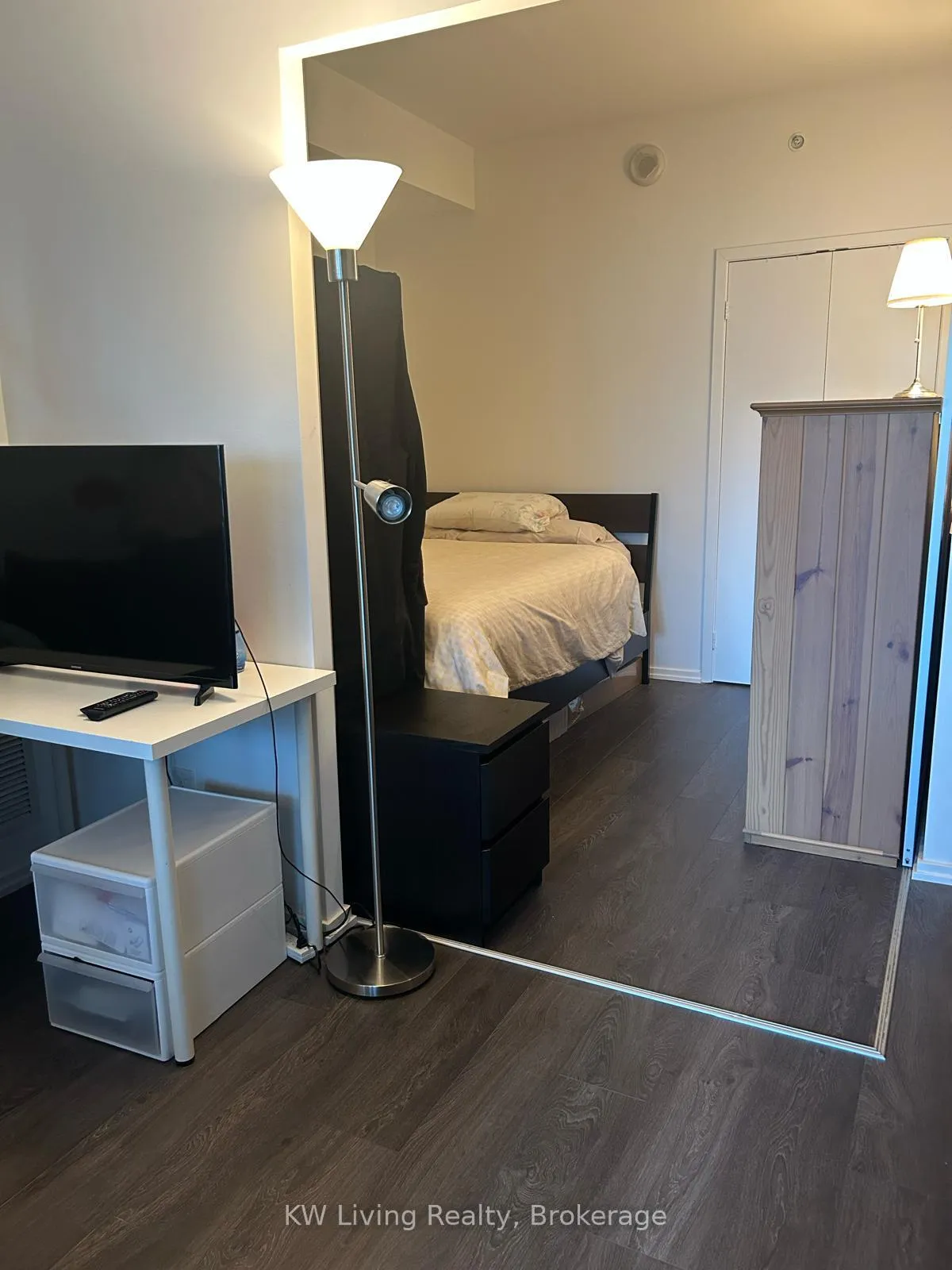 Photo 10 of Unit 2114, 70 Temperance Street, Toronto, Bay Street Corridor — HOMEH