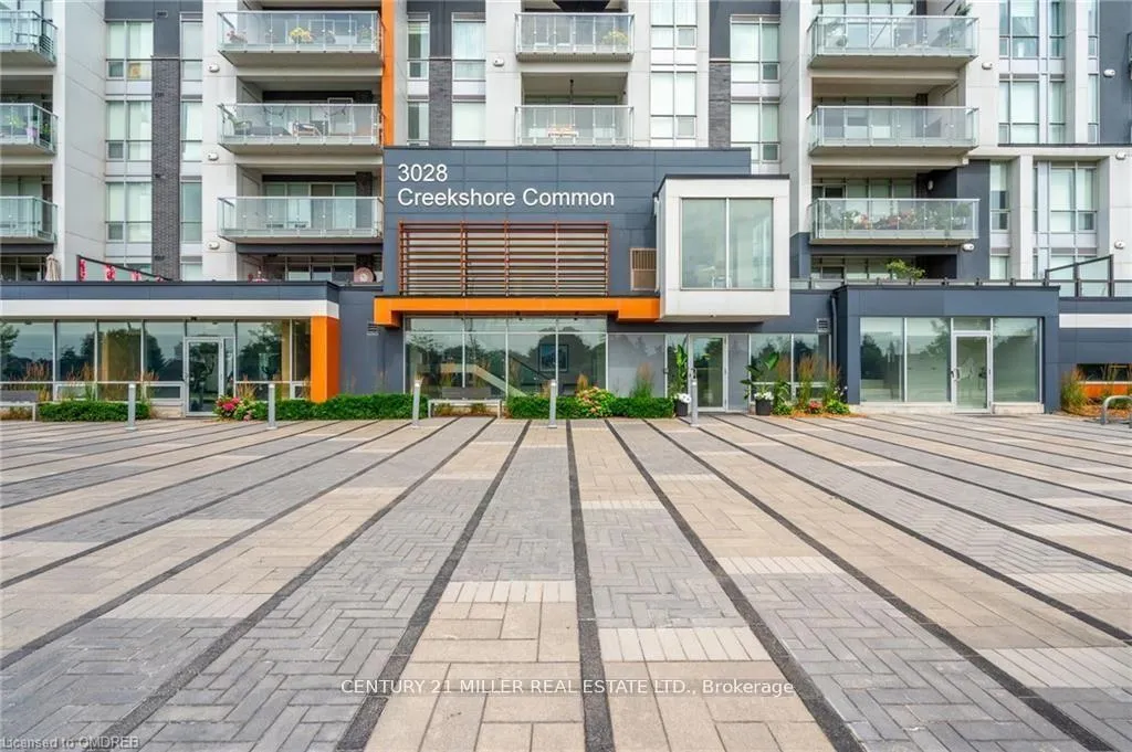 Front of Unit 305, 3028 Creekshore Common