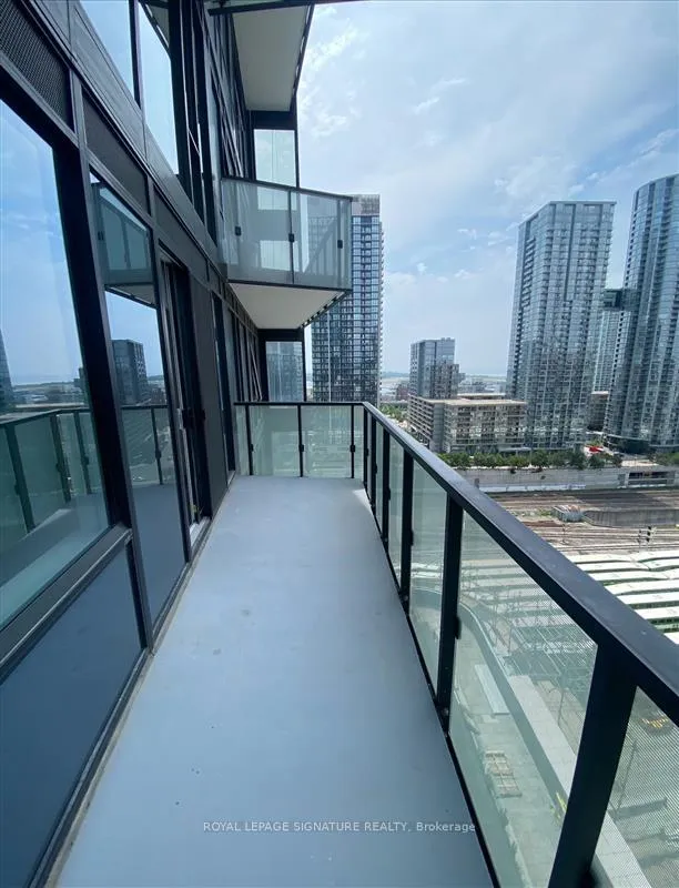 Photo 13 of Unit 1014, 470 Front Street W, Toronto, Waterfront Communities — HOMEH