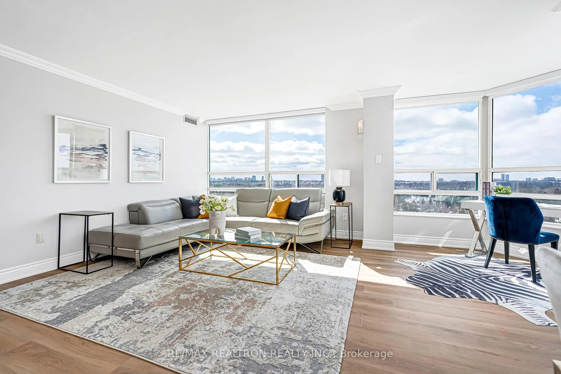 Photo 11 of Unit 822, 7805 Bayview Avenue, Markham, Aileen-Willowbrook — HOMEH