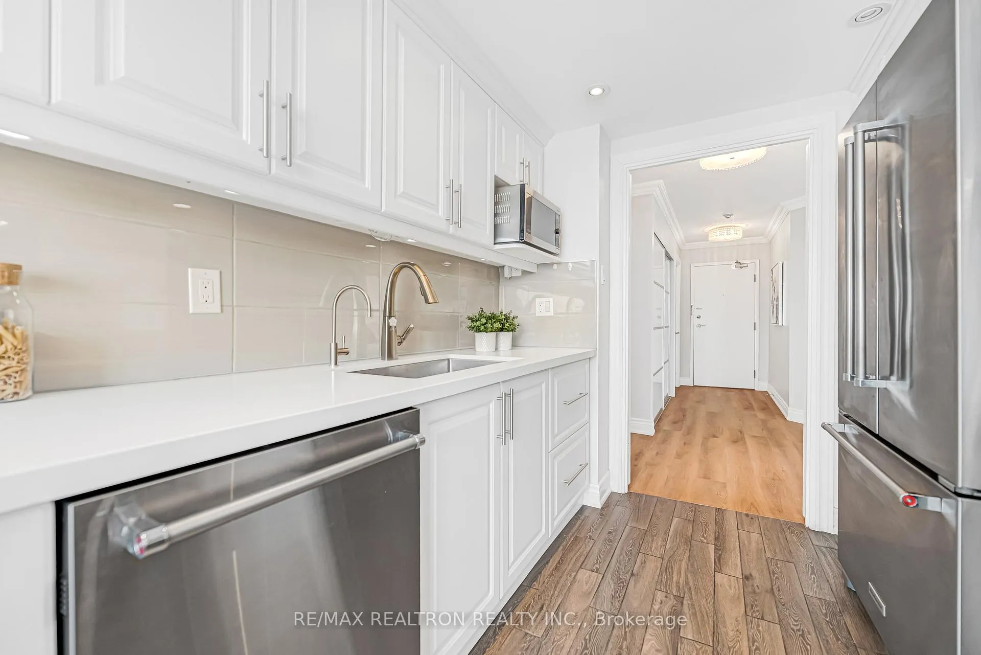 Photo 25 of Unit 822, 7805 Bayview Avenue, Markham, Aileen-Willowbrook — HOMEH