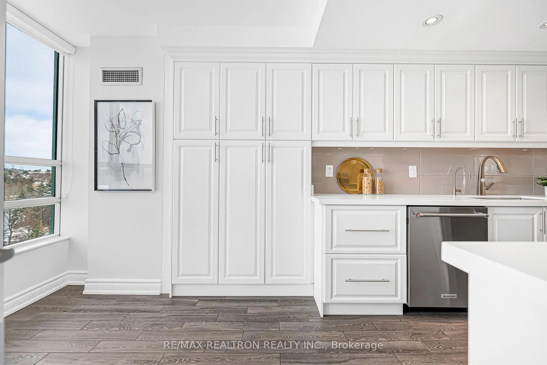 Photo 27 of Unit 822, 7805 Bayview Avenue, Markham, Aileen-Willowbrook — HOMEH
