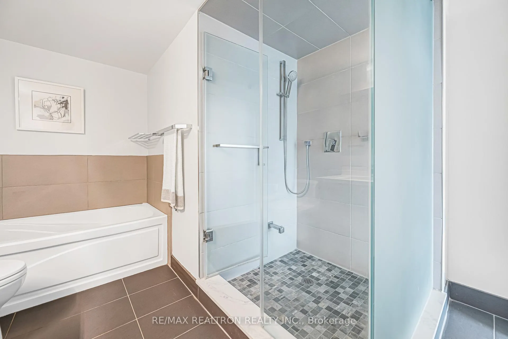 Photo 36 of Unit 822, 7805 Bayview Avenue, Markham, Aileen-Willowbrook — HOMEH