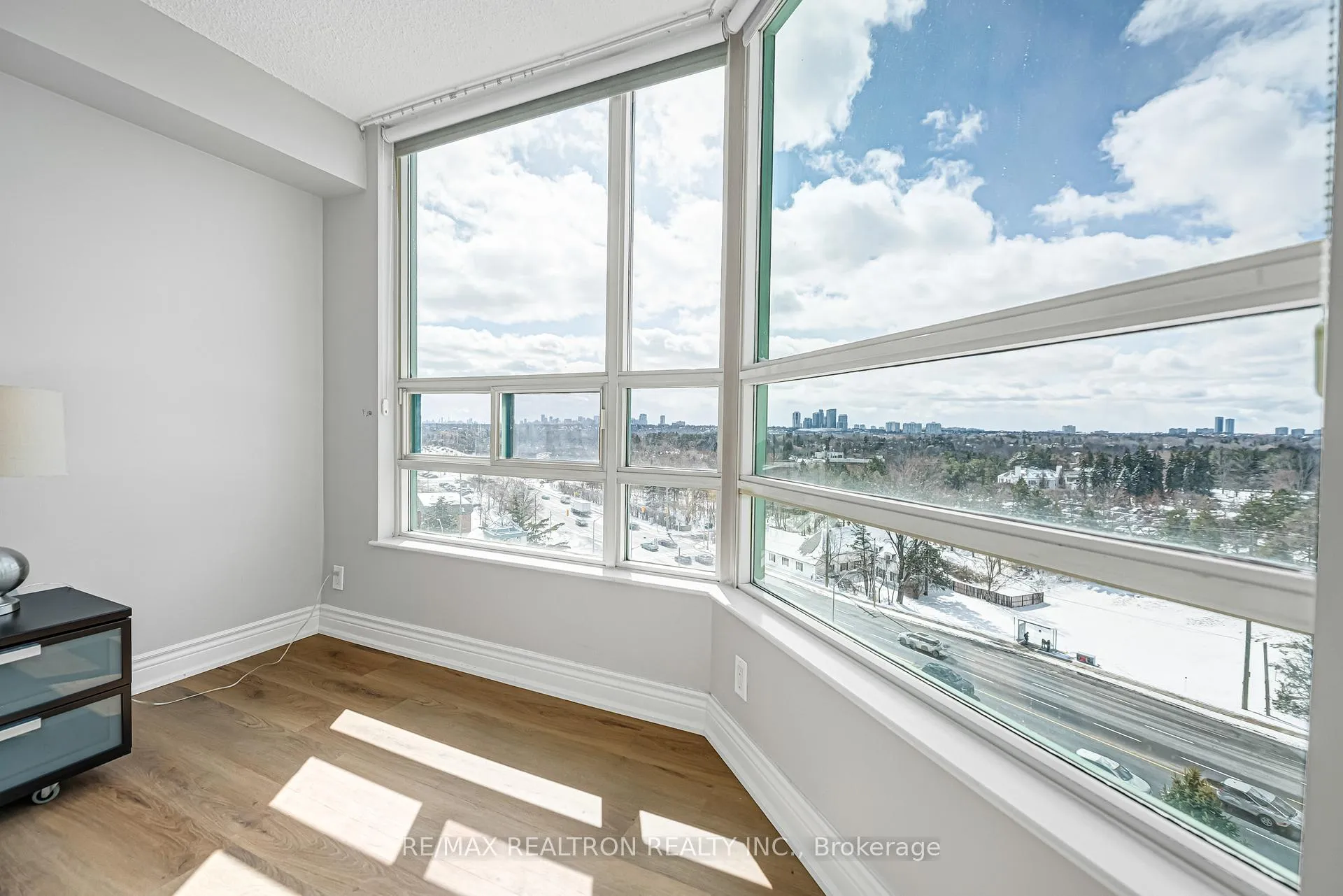 Photo 39 of Unit 822, 7805 Bayview Avenue, Markham, Aileen-Willowbrook — HOMEH