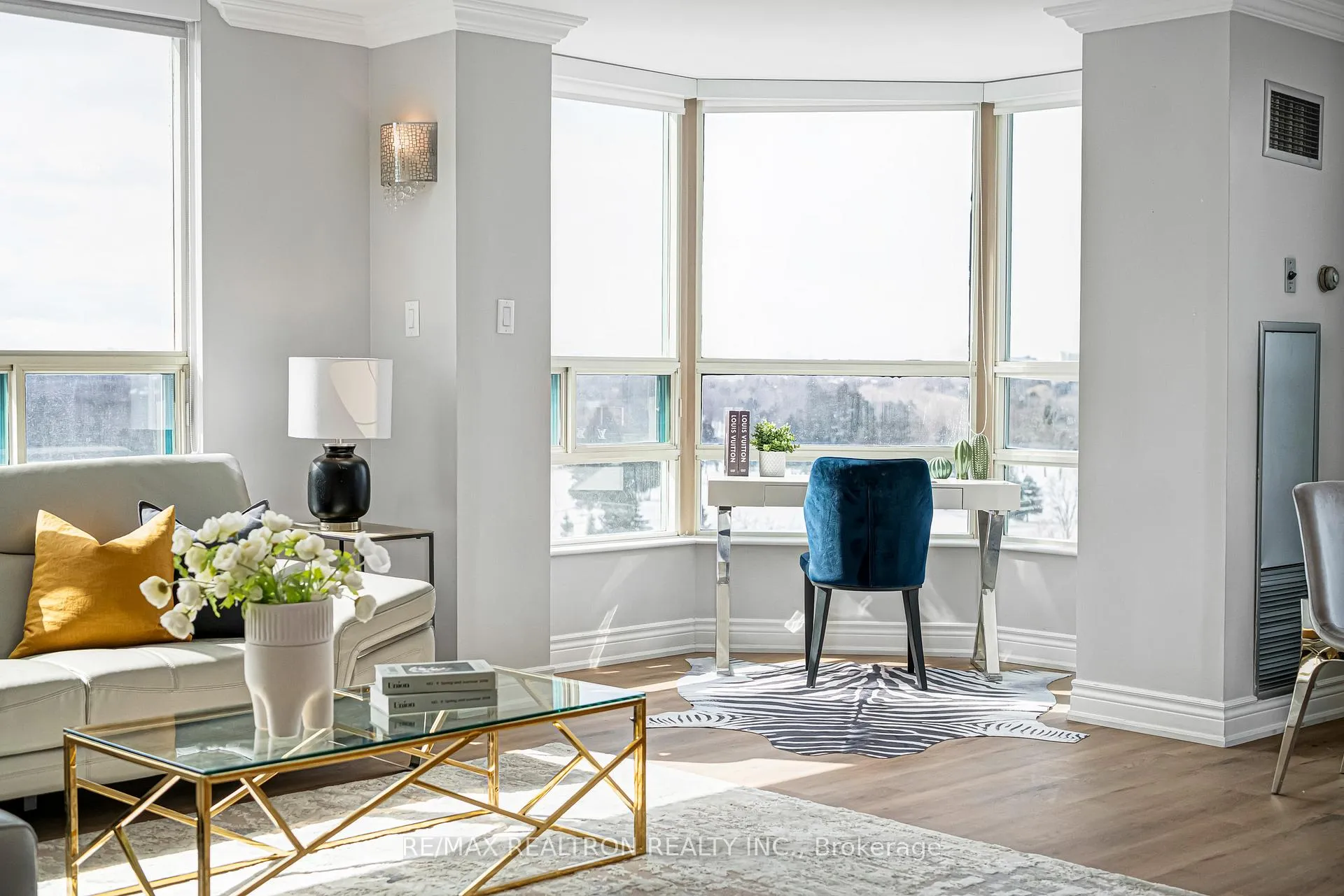 Photo 43 of Unit 822, 7805 Bayview Avenue, Markham, Aileen-Willowbrook — HOMEH