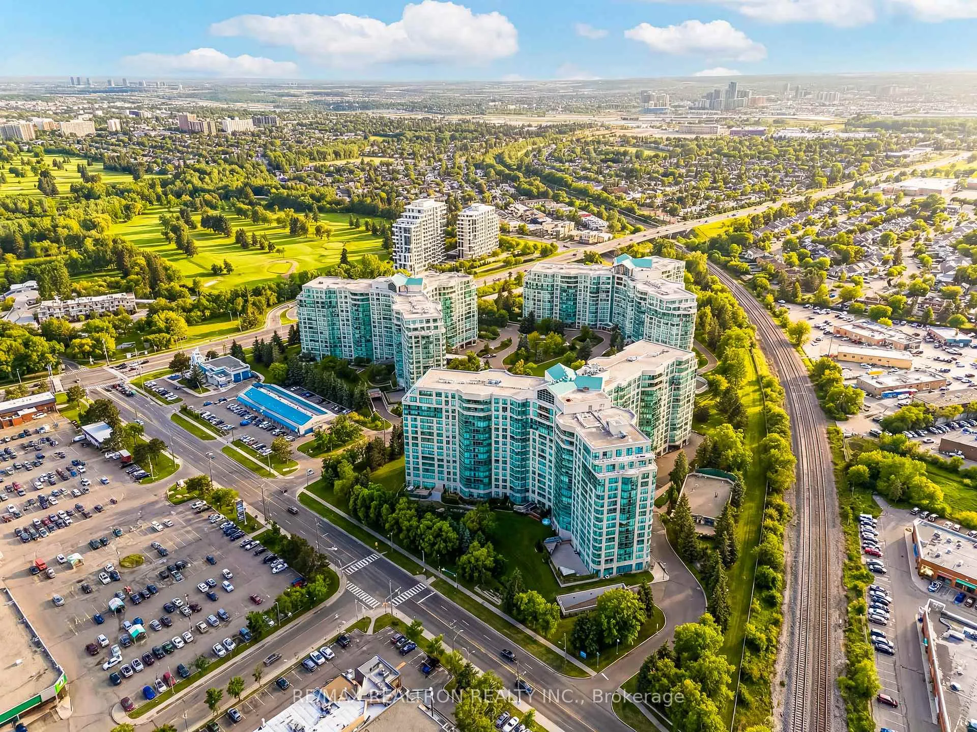 Photo 46 of Unit 822, 7805 Bayview Avenue, Markham, Aileen-Willowbrook — HOMEH